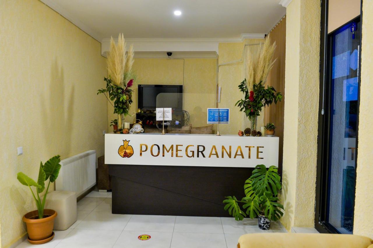 Pomegranate Hotel Кутаїсі Екстер'єр фото