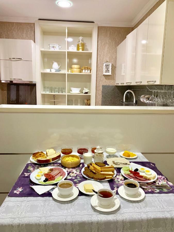 Pomegranate Hotel Кутаїсі Екстер'єр фото